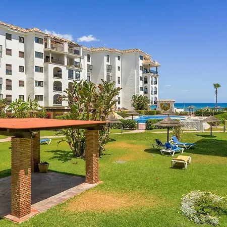 Marina Duquesa 2419 Seafront Apartment Manilva